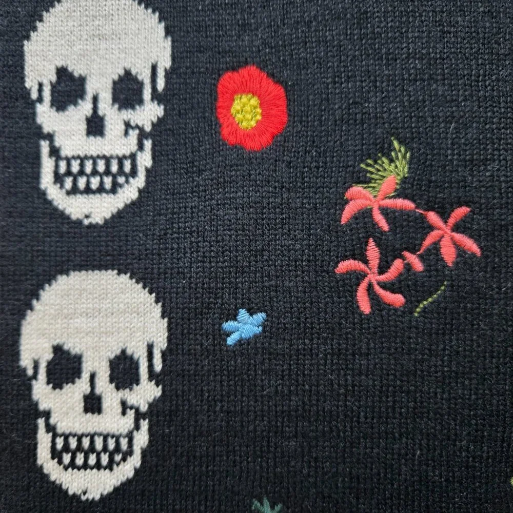 Skull Cashmere Embroidered Wool/Cashmere Scarf Skulls and Flowers